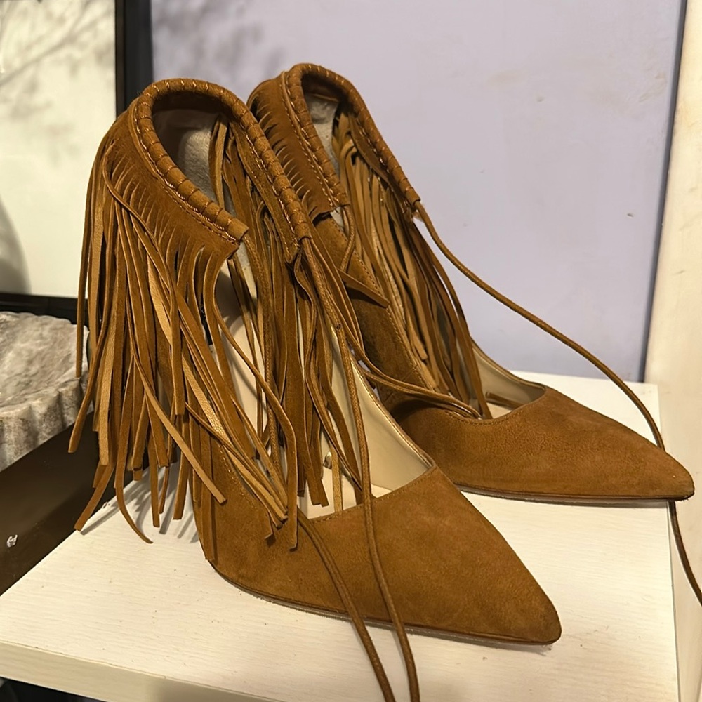 Zara cognac/brown tassel pumps size 37